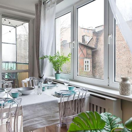 Stay Hip In Vibrant Centrally Located Apartment In Old Town グダニスク エクステリア 写真