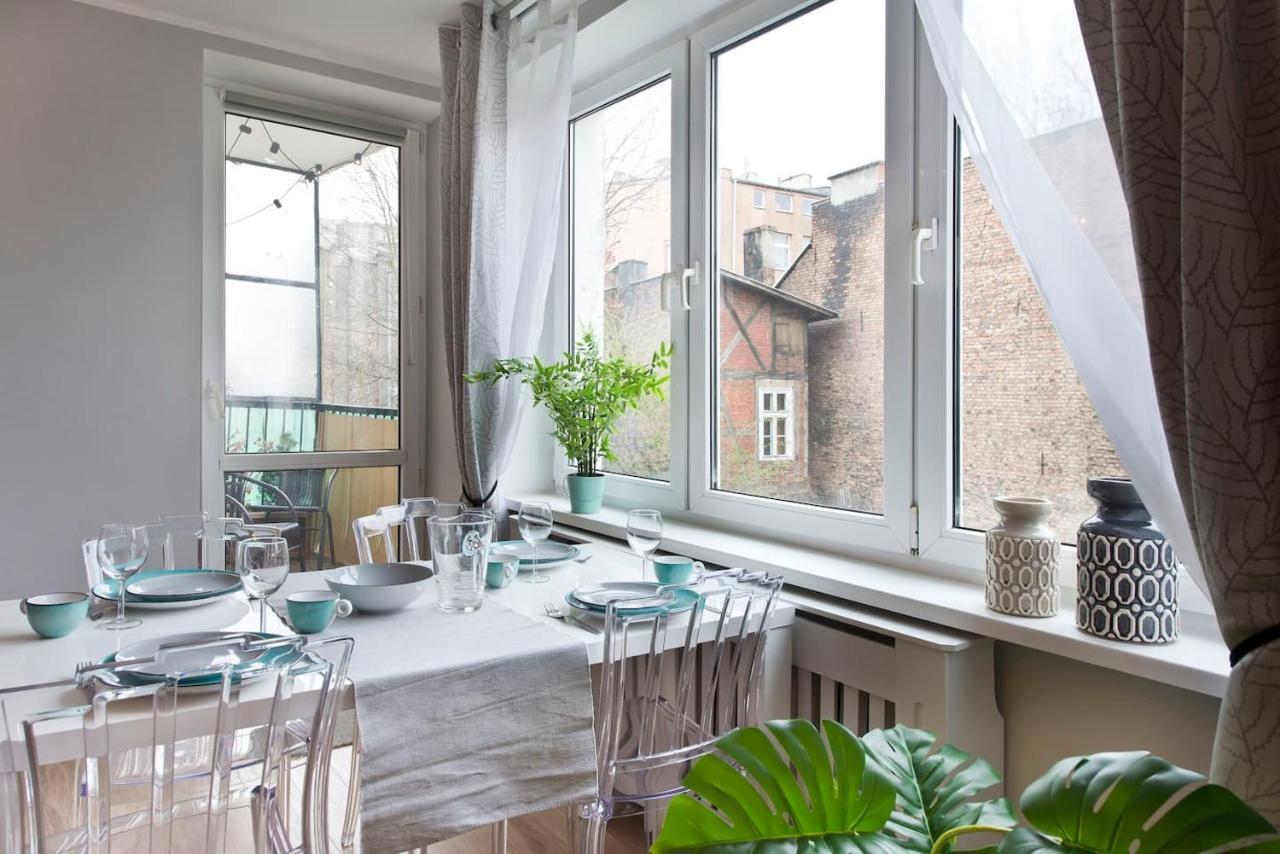 Stay Hip In Vibrant Centrally Located Apartment In Old Town グダニスク エクステリア 写真