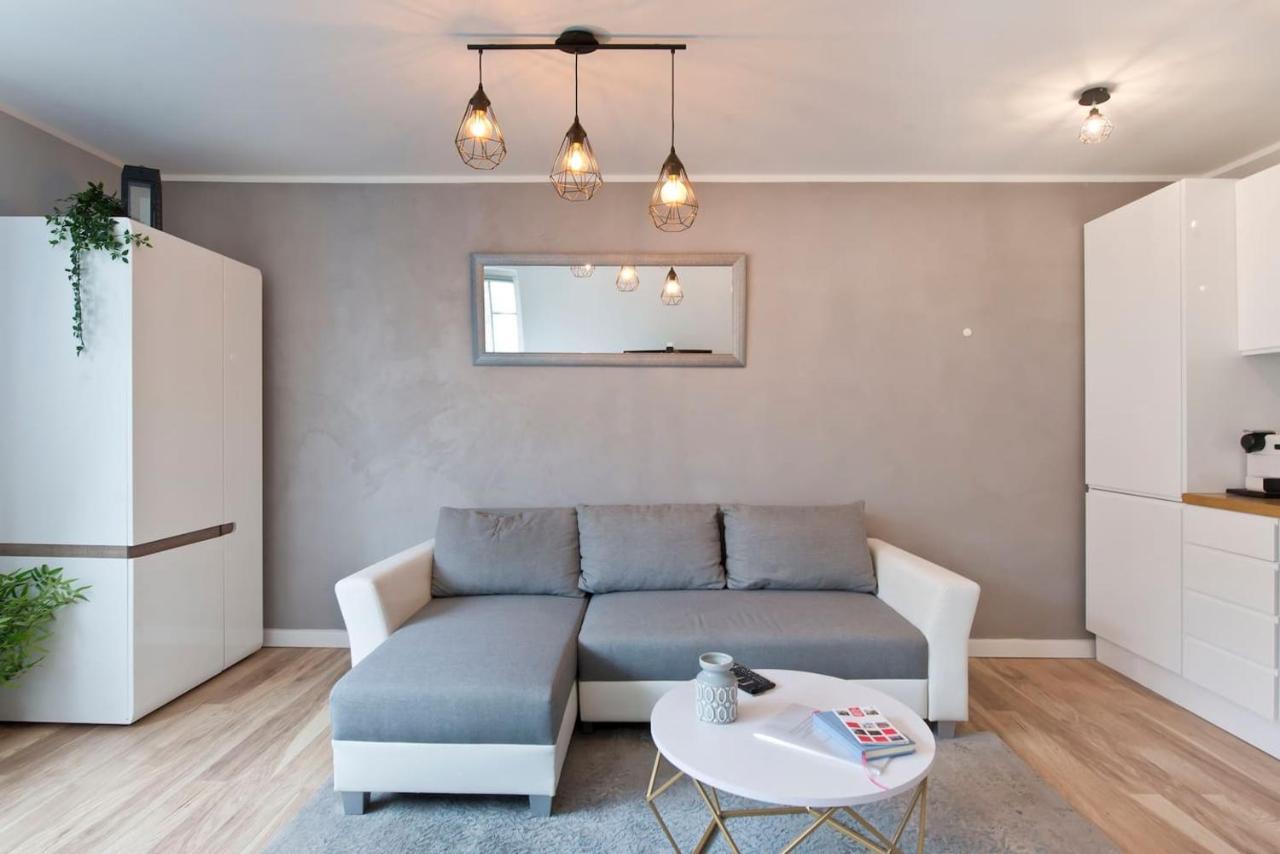 Stay Hip In Vibrant Centrally Located Apartment In Old Town グダニスク エクステリア 写真