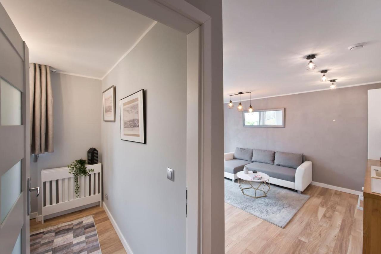 Stay Hip In Vibrant Centrally Located Apartment In Old Town グダニスク エクステリア 写真