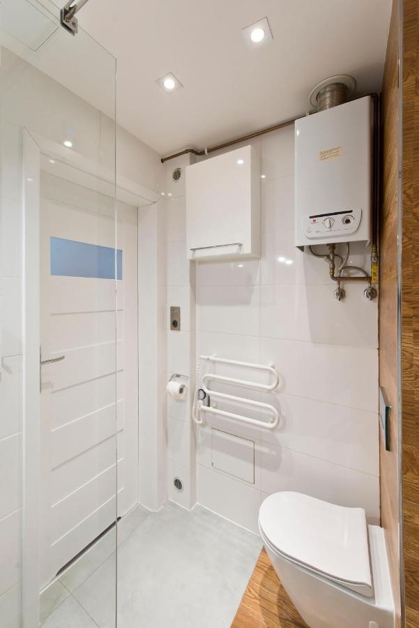 Stay Hip In Vibrant Centrally Located Apartment In Old Town グダニスク エクステリア 写真